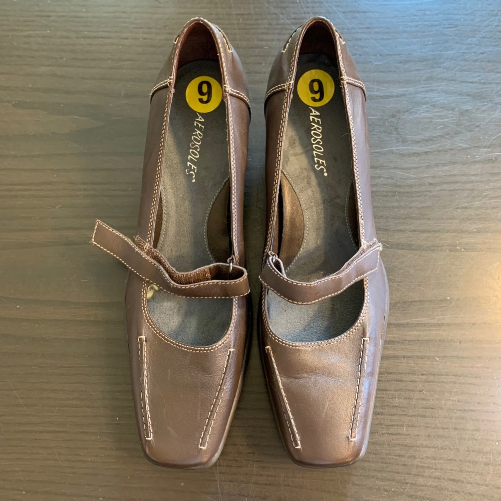 Aerosoles Brown Leather Mary Jane Heels Size 9M Square Toe Pumps